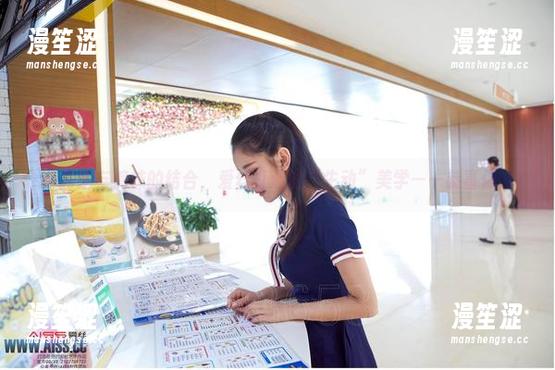 高清与裤袜的结合，爱丝打造的“生动”美学——恭喜你