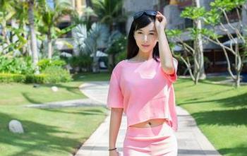 TuiGirl推女郎 – 潘娇娇的脚，这照片非比寻常，精选的美脚照，痒痒手来一发！