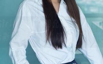 TuiGirl推女郎 – 胡允儿的纯白图册，像把云彩搬回家了呢，咳咳，有点飘喔。