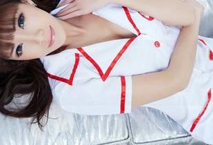TuiGirl推女郎 – 赵纹清的办公室：一个壁纸比同事还精彩的地方。