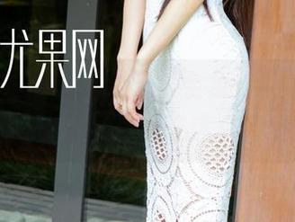 UGirls尤果网 – Abby金金与粉色的约定：定制写真就应该这么俏皮！