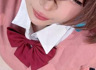 Umeko J的红裙写真，够不够撩人选？