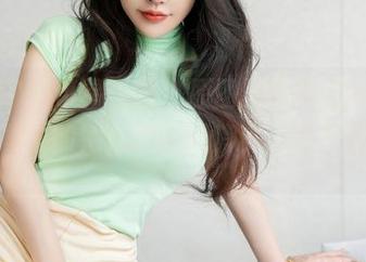 XINGYAN星颜社 - 原图里的李丽莎,一个当秘书的她,真诚又俏皮,快来观摩吧。