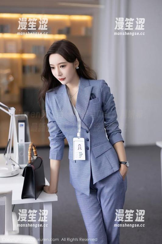 Xiuren秀人网 - 黑丝与Carol周妍希，最新美图让人心中泛起微波！