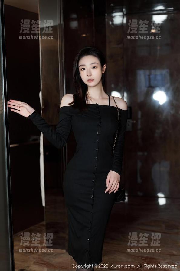 Xiuren秀人网 - 广州的套图，唐安琪的身影迷失在炫目的风景里