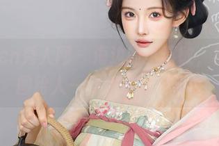 Xiuren秀人网 – 海边的小嘉敏，福利原图给人一种想去的冲动。