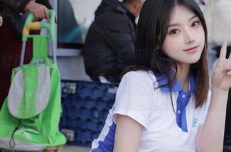 Xiuren秀人网 – 敢穿网袜的博主我只服白琮瑗，私拍资源走起来！