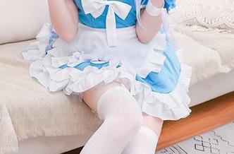 YouMi尤蜜荟 – 写真随性，艾小青的夏日与春光默契闪现