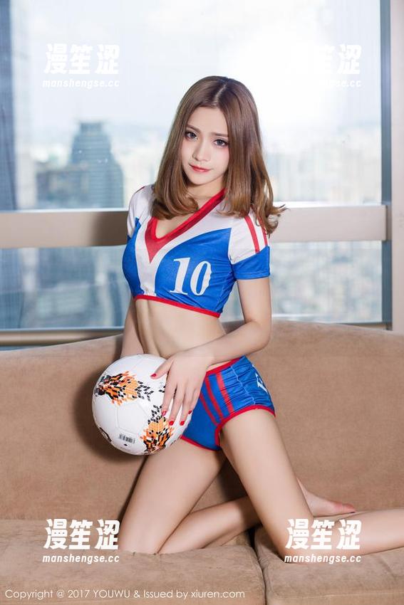 YouWu尤物馆-FoxYini孟狐狸 YouWu尤物馆 - 趣味无穷,FoxYini孟狐狸圣诞美图更新——比我亲戚的聚会还疯狂!