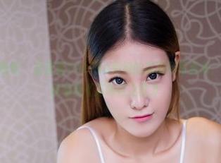 YouWu尤物馆 – 陆萱萱Cecilia和她的高跟鞋写真集，真想给这双鞋唱首《高跟鞋之歌》。