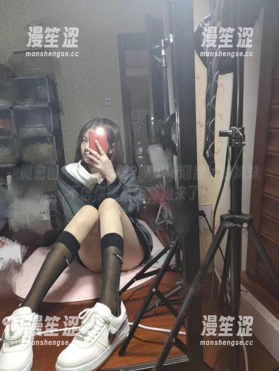 YuYu超甜丫 微密圈 - 免费下载?YuYu超甜丫的妹妹不信你能抗拒,她来了!