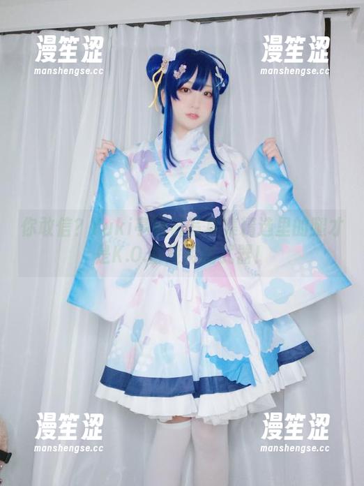 你敢信？Yuki亭网袜写真集精选里的腿才是K.O.都没用的武器！