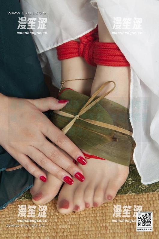 丽柜 - 小智贤的棉袜大公开，还是那句老话：“免费”不代表质量差，套图里美到掉牙；