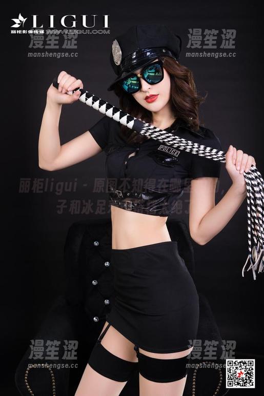 丽柜ligui - 原图不知得在哪里拍的，兔子和冰足寿司搭档太绝了！