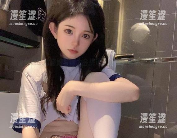 想说倦倦喵的猫娘写真太会挑逗了，原图竟然还不止这些