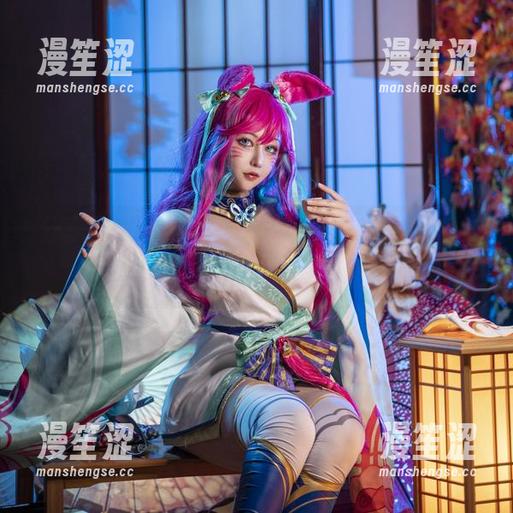 分享咔喵KANEKO的私房泳装原图，“野”意外之美跃然纸上。
