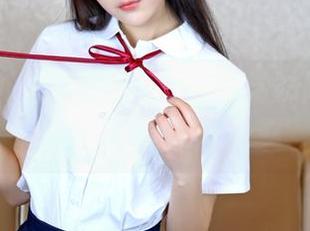 嗲囡囡 – 一眼就爱上，私拍学妹陈怡曼的图包跳动