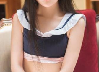 头条女神 – 李丽莎的牛仔裤图，种草？还是PlanB？