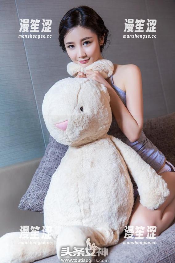 头条女神 - 美图继续，王竹的体操服代表了运动与优雅的完美结合！