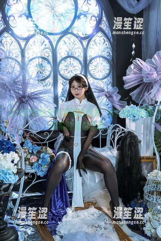 发现奶桃桃女友系列的资源，明显有种透过屏幕的温温柔柔。