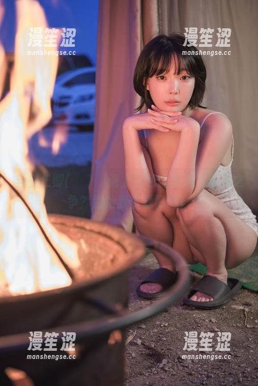 当姜仁卿(강인경)遇上白色比基尼，照片之争？别抢我资源好吗！