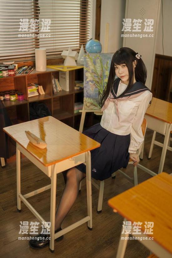 安食Ajiki的学妹套图，高清得像现实里的偶像！