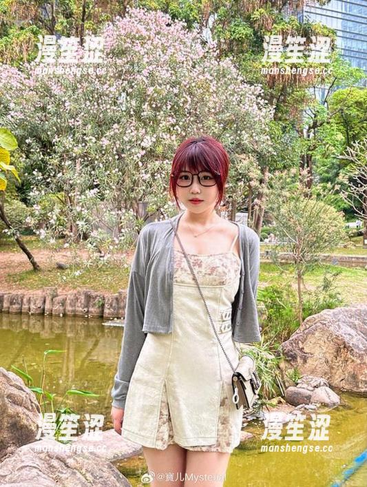 看宝儿mysterial如何用私拍把民宿的氛围搞得如此好猜？