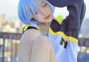 小鹿鹿shika的私房秘诀：加藤惠游泳池派对！水花四溅哦！
