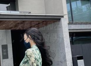 微密圈 – 今天嘉宾贴和左公子666的写真，火花四射得不行！
