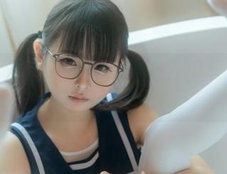 美图配幼水铃衣，无圣光也能油亮得让你想买灯管！