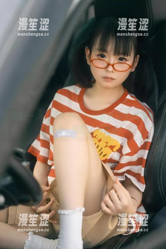 短短一瞬，迷人一生！幼水铃衣午间更衣室合集，别忘了下载噢！