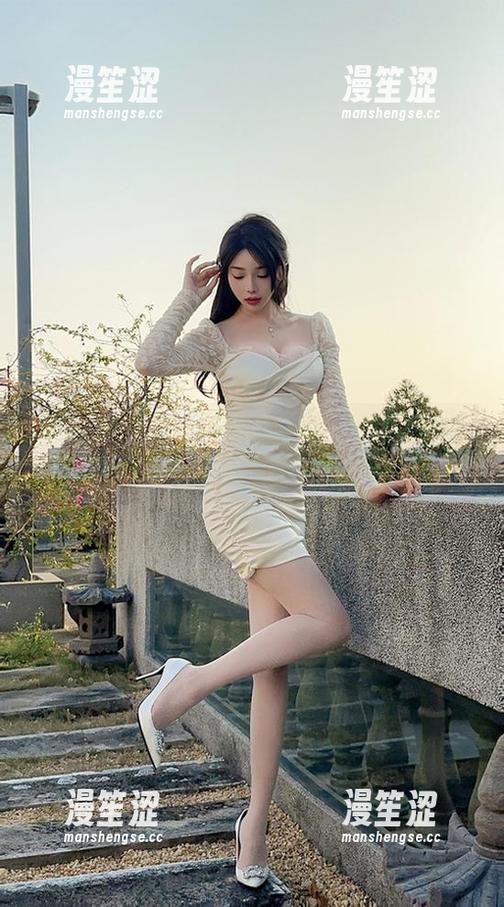 微密圈 - 丝袜与徐莉芝的私拍之旅，合集里的每一步都很重要（哎呀）