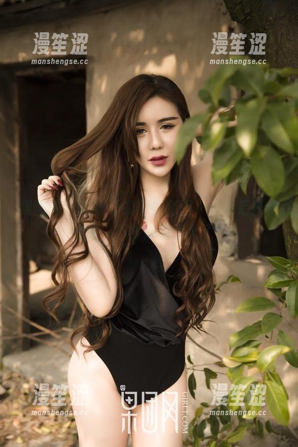果团网 - 周妍希的旗袍套图，下载后严格传阅，不然你就亏大了！