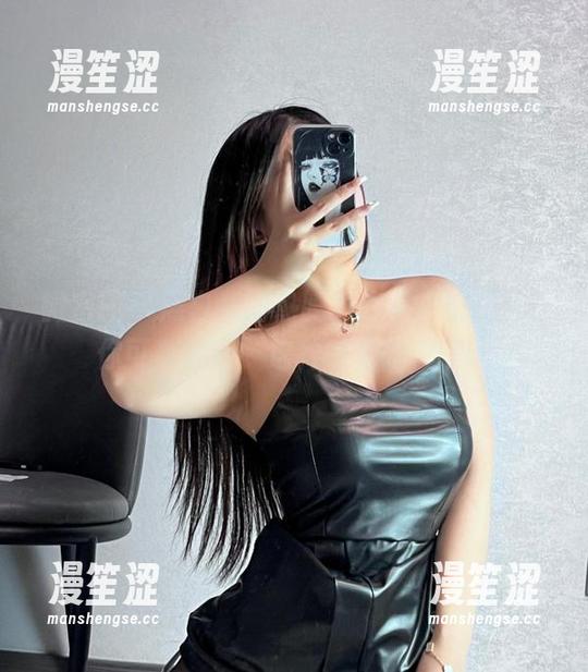 桃沢樱呀 微密圈 - 黑白美图热腾腾出炉,桃沢樱呀你可真会玩,这种感觉哦,嘿嘿