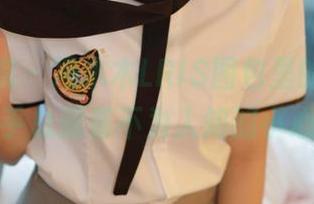 模范学院 – 冯木木LRIS图包里的女孩，似乎总藏着不为人知的小心思