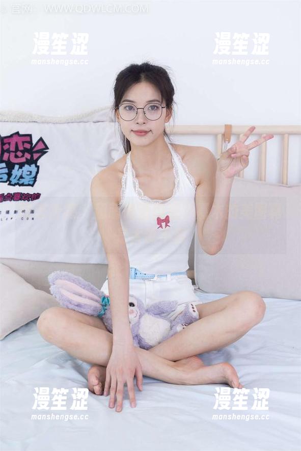 物恋传媒 - 超萌高清肉丝，嘉木的美图真是太说不清