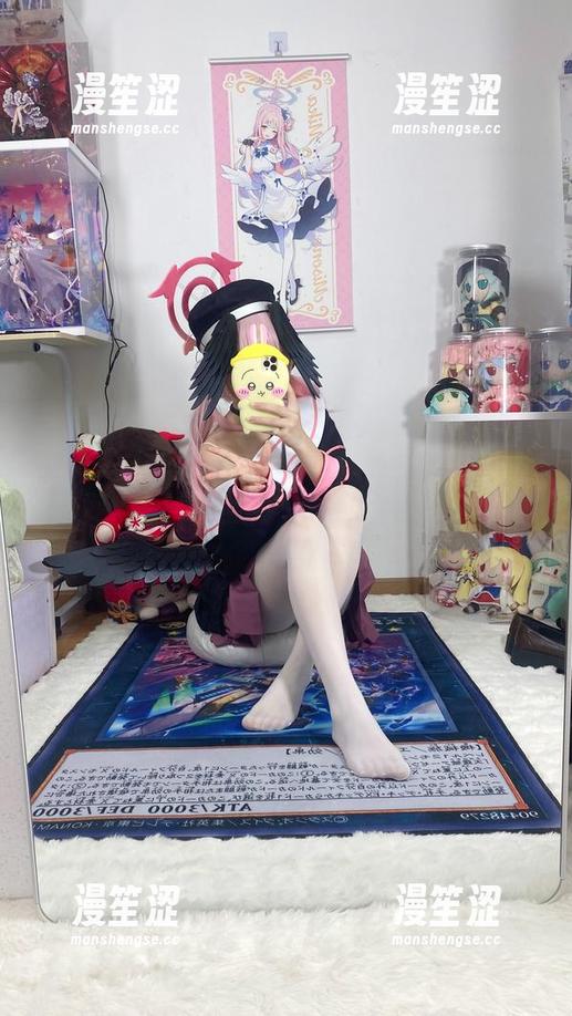 瑕蝶cos成为白栎Shirly的新身份，有些事就要肆意追求。