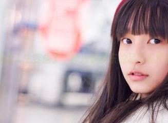 妈妈，我的人生变成了“神乐坂真东的吊带私拍图集”！