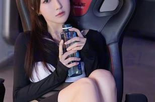 秀人网 – 看！卓芷伊EricA的婚纱免费原图，穿上真心不太适合！