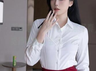 秀人网 – 王馨瑶Yanni的女孩写真，真心觉得她也太会玩了吧。