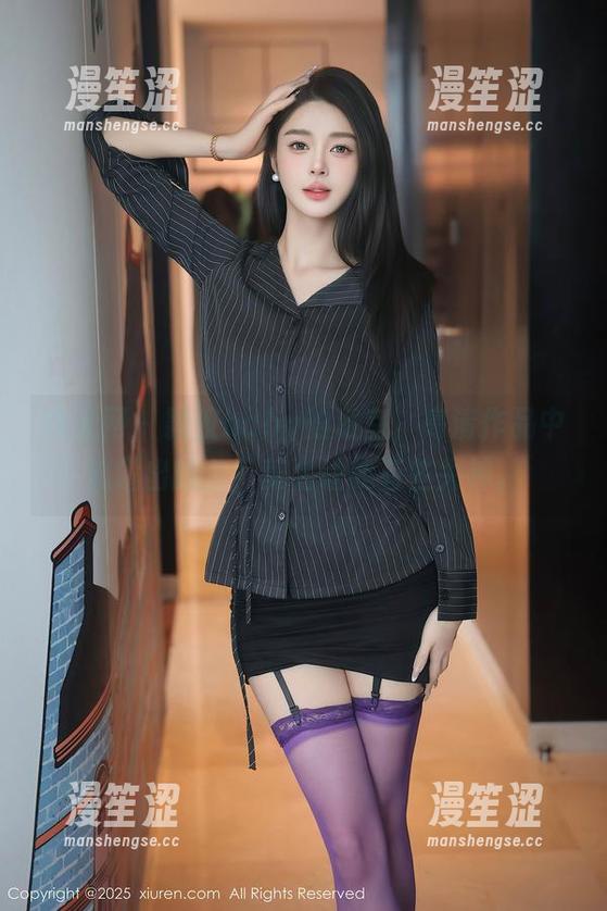 秀人网 - 颖仪baby的浴室，高清作品中流露出的美，莫名让我有些失神。