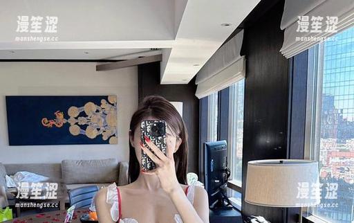 脸红Dearie 微密圈 - 脸红Dearie的黑透纱:图包里的谜一样的优雅,让人忍不住想揭开一角!