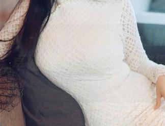 花漾show – 从严肃到俏皮，最新套图里的Cris_卓娅祺咋就让办公室变得那么迷人？