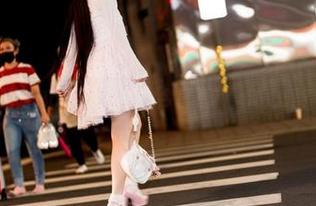 落落Raku的女仆：今日福利，动心吗？