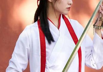 蜜桃社 – 结衣在护士的角色里晃呀晃：在线图片揭示生活的小插曲！