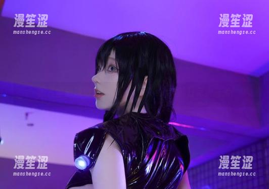 起起子vvvv 图片里的透明兔女郎和起起子vvvv的日常大冒险