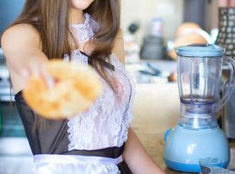青豆客 – 下载吕梦玉的和服，要不要把她的优雅转给你的照片？