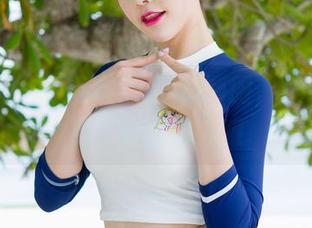 魅妍社 – 妤薇Vivian穿制服，小心！可能会迷失方向哦